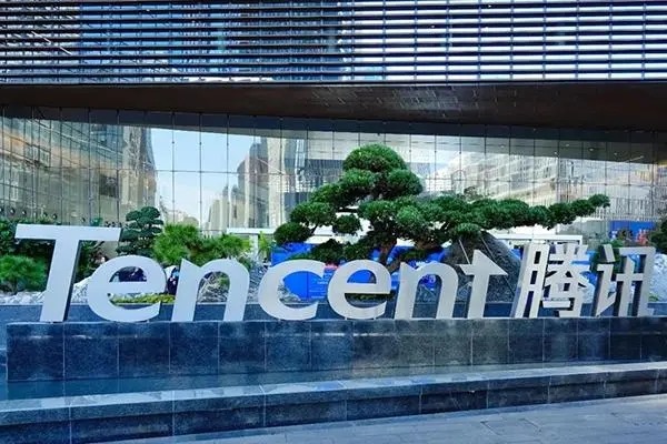 卖LOL号，是不是意味着qq号也卖了？也就是不能用这个qq，已经是他人的了？